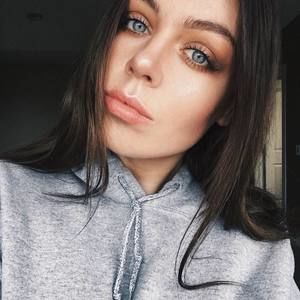 Meet your Posher, Cara